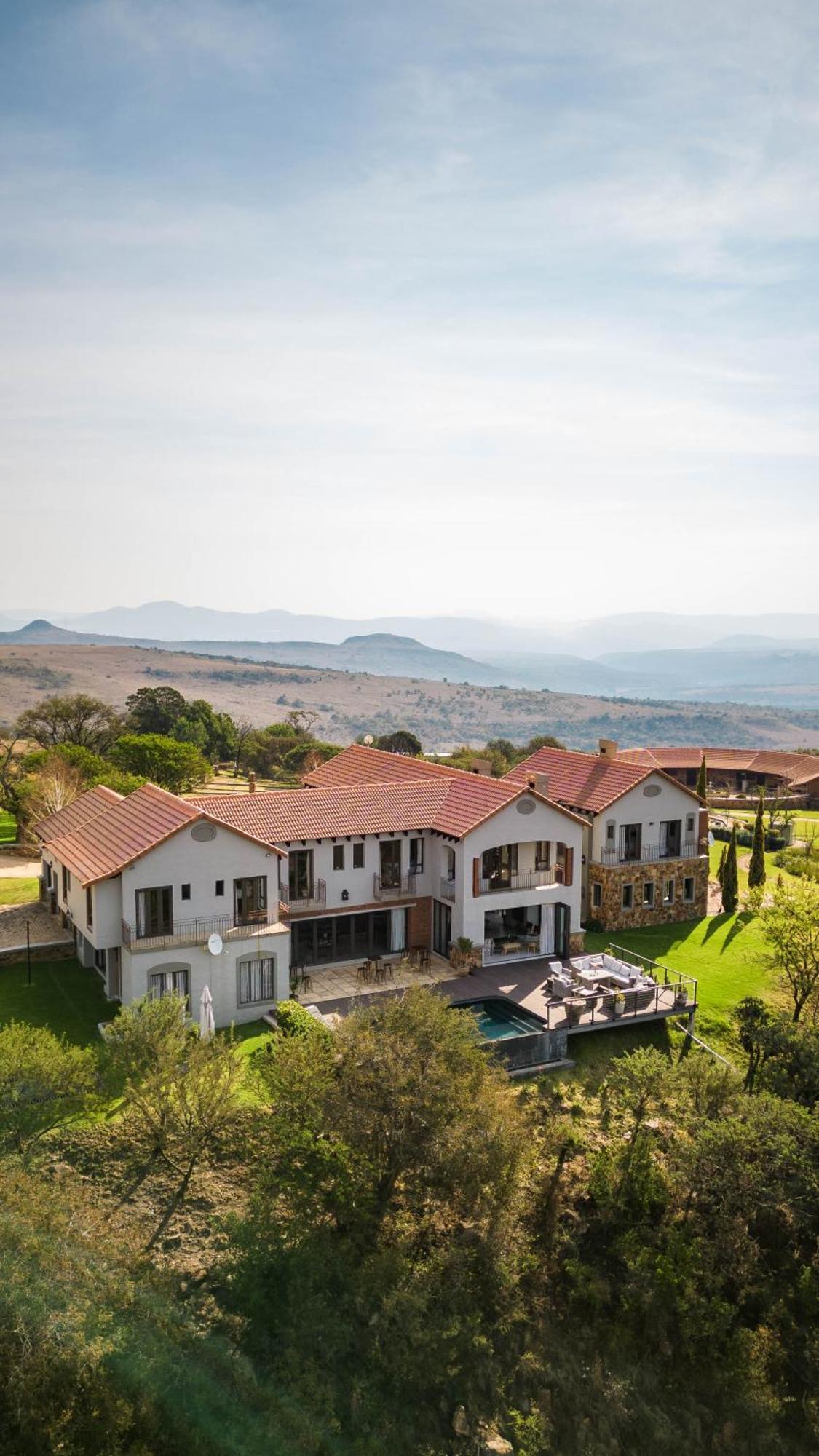 Mount High Luxury Country Estate Villa Lydenburg Exterior photo