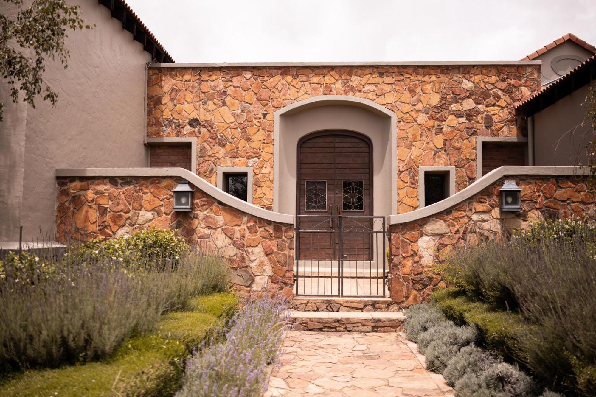 Mount High Luxury Country Estate Villa Lydenburg Exterior photo